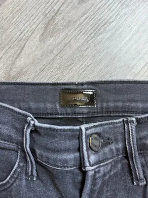 MOTHER The Hustler Ankle Fray Jeans Washed Black 27 Waist thumbnail 3