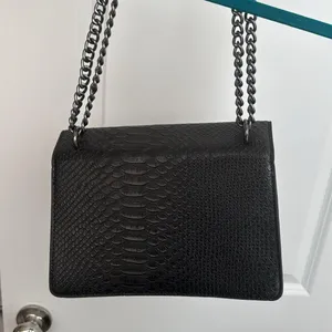 Crossbody & Shoulder Bag Black thumbnail 4