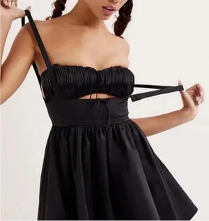 For love and lemons Elegant Mini Dress thumbnail 2