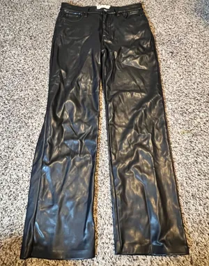 Altar'd State Black Faux‎ Leather High Rise Straight Leg Pants Size 28/7 DJ23585 thumbnail 1