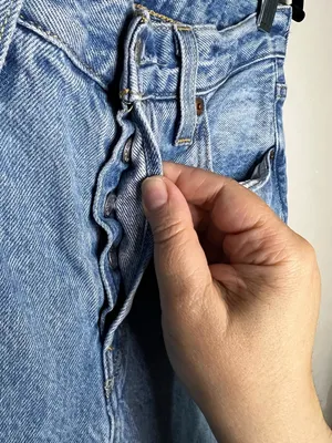 Levis 501’s Premium‎ Cropped High Rise Straight Leg Button Fly Luxor Denim Jeans thumbnail 6
