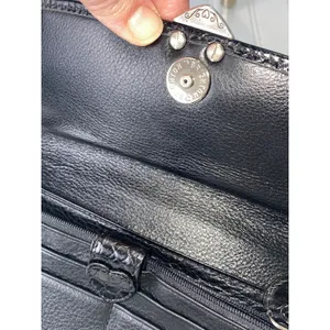 Brighton Black Leather Convertible Crossbody Wallet Croc Heart No Strap thumbnail 11