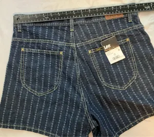 NWT Lee Shorts Mid Rise Indigo Rush Size 10 Striped Denim Shorts thumbnail 3