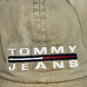 Tommy Hilfiger, Tommy jeans, khaki unisex hat w/ leather adjustment strap thumbnail 2