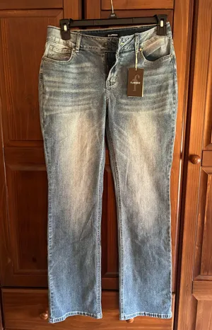 Flamingo NWT Jeans thumbnail 1