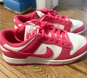 Nike Shoes Pink Women’s thumbnail 1