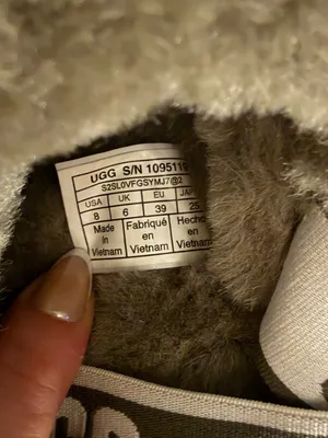 UGG fluff yeah slides size 8 thumbnail 7