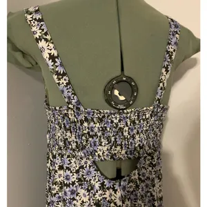 American Eagle Sundress Daisy Floral Pattern Blue Medium thumbnail 6
