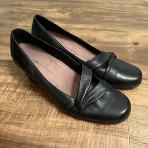 Clarks Leather Comfort Dress Pumps Heels Black Knot Detail Size‎ 9.5 thumbnail 5