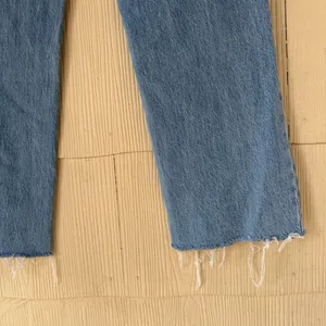 Abercrombie & Fitch - The Baggy Low Rise Jean thumbnail 5