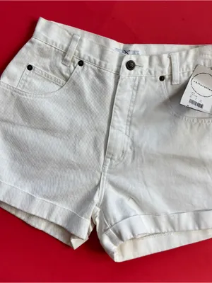 Xhilaration Vintage 90s White Deadstock High-Rise Cuffed Denim Shorts thumbnail 3