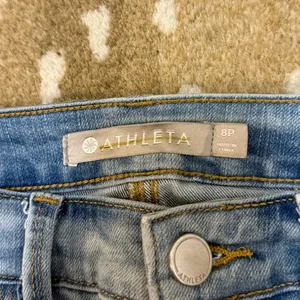 Athleta Sculptek light wash jeans women’s size 8P thumbnail 6