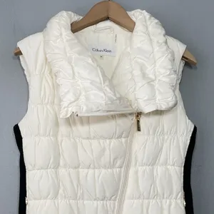 Calvin Klein Vest Size Medium Cream Black Quilted Puffer Performance Moto Preppy thumbnail 2