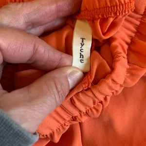 Tyche Shorts Bloomer Elastic Waist Ruffle Womens Small Flirty Pumpkin Orange thumbnail 9