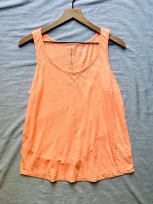 Old Navy Tank Top thumbnail 1