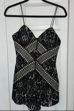 Selfie Leslie Black Lace Romper thumbnail 2