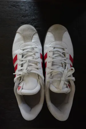 Adidas Women’s Red Striped Shoe thumbnail 3