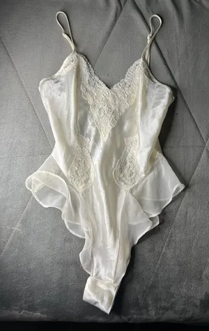 Victoria's Secret Vintage Romper thumbnail 1