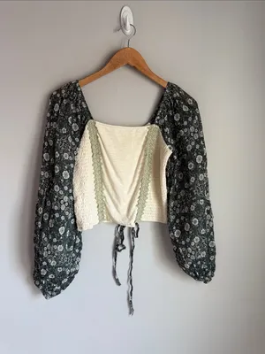 Anthropologie Forever That girl Smocked Balloon-Sleeve Top Small thumbnail 3