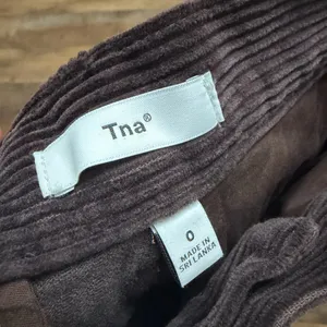 Aritzia x TNA chunky brown straight leg corduroy pants‎ size 0 thumbnail 7