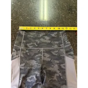 Fabletics Powerhold Biker Shorts Sz S Gray Camo Pockets Gym Workout Shorts thumbnail 5