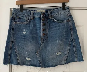 We the Free Denim‎ Button-Up Skirt Size 28 EUC thumbnail 1