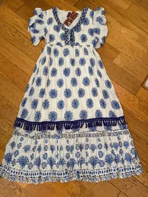 NWT - 1X - ME 2 MAGIC - Blue & White Boho Maxi Dress with V-Neck thumbnail 2