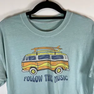 American Eagle Outfitters Shirt Follow The Music Van Surf Board Light Green‎ XS thumbnail 2