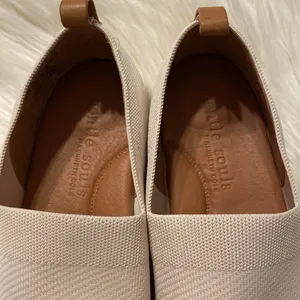 Gantle Souls by Kenneth Cole Espadrille Flats Upper Textile Lining Leather thumbnail 3
