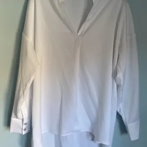 Soft Surroundings White Shirt thumbnail 1