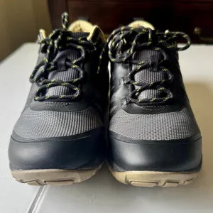 Dansko Paisley Waterproof Outdoor Sneakers Vibram Slip Resistant Black Grey 41 thumbnail 2
