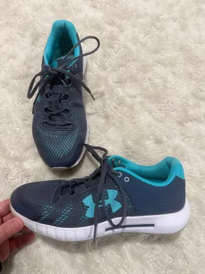 Under Armour Women's Micro G Pursuit BP running shoes Athletic Sneakers Size 8.5 thumbnail 1