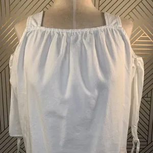 Madewell Cold Shoulder Top in‎ White Wash thumbnail 4