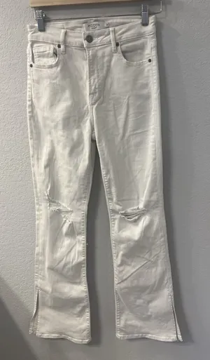 Hidden Jeans Women's‎ Size 26 White Denim Flare Leg w/Side Slits thumbnail 1