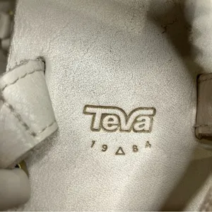 Teva platform Sandals white leather uppers & footbed womens size 9 casual trendy thumbnail 8