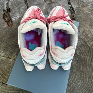 New Balance Women's Pink Coral & Mint Chunky Sneakers Girl size 4.5 thumbnail 7