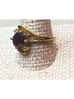 Vintage 80s Gold Plated Faux Ruby Bypass Cocktail Ring Size 5.75 thumbnail 3