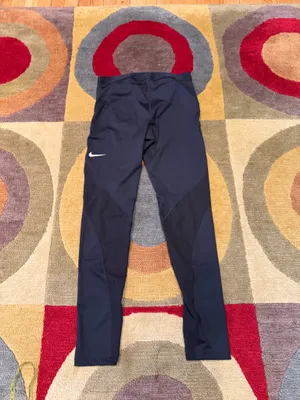 Nike Pro Hyper Cool Black Leggings 28” Inseam Women’s Size Large thumbnail 4