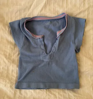 Urban Outfitters Top thumbnail 1