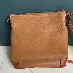 Dooney & Bourke Pebble Grain Crossbody R264CA Caramel Leather thumbnail 4