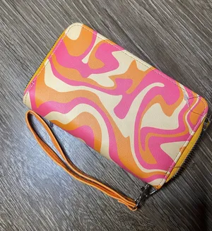 Wristlet Multiple thumbnail 1