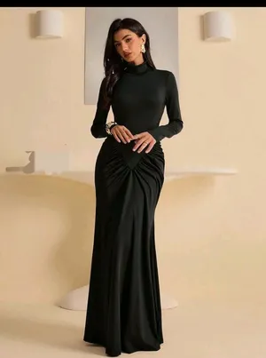 Women’s elegant bodycon maxi dress thumbnail 3
