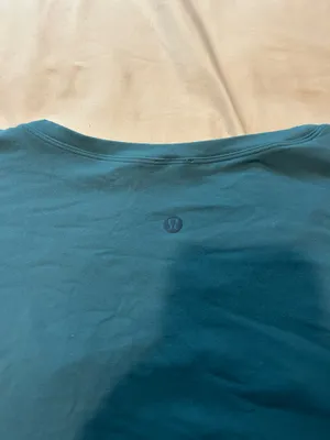 Lululemon Long Sleeve Tee thumbnail 8