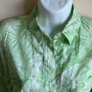 Ralph Lauren Petite Medium 100% cotton green & white long sleeve roll tab blouse thumbnail 2