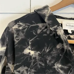 Bohme Black and Off White Tie Dye Oversized Crop Hoodie. Size Small. EUC thumbnail 10