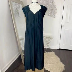 Universal Threads NWT Cap Sleeve Tie Shoulder Midi Dress Black L thumbnail 2