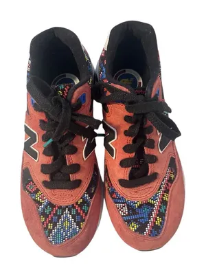 New Balance 580 Elite Women's Size 7 Considered Chaos Aztec‎ Red School Preppy thumbnail 1