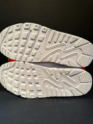 Nike Air Max 90 size 7.5W/6Y thumbnail 5