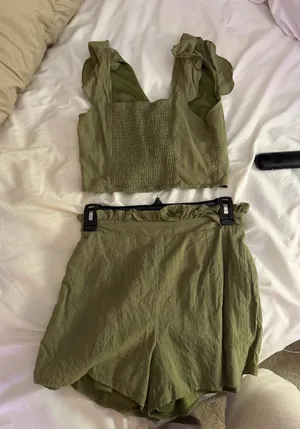 SHEIN Crop Set thumbnail 1
