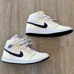 Womens Nike BQ6472-121 Jordan 1 Mid Coconut Milk Sneakers - 10 thumbnail 4